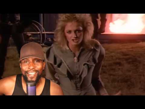 First -Time Reacting To Bonnie Tyler - Holding Out For A Hero