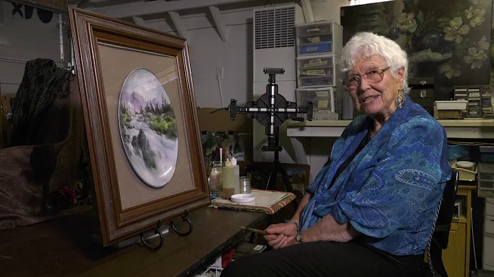 Joyce Pike : Painting Landscapes on Porcelain