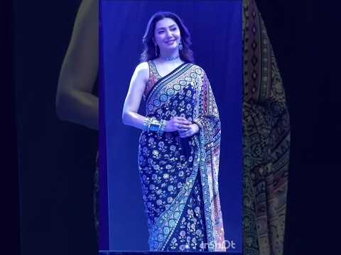 Mahira Khan Fawad KHan On Stage Mahirakhan Fawadkhan Neelofar Saree 