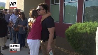 El Paso residents line up to donate blood