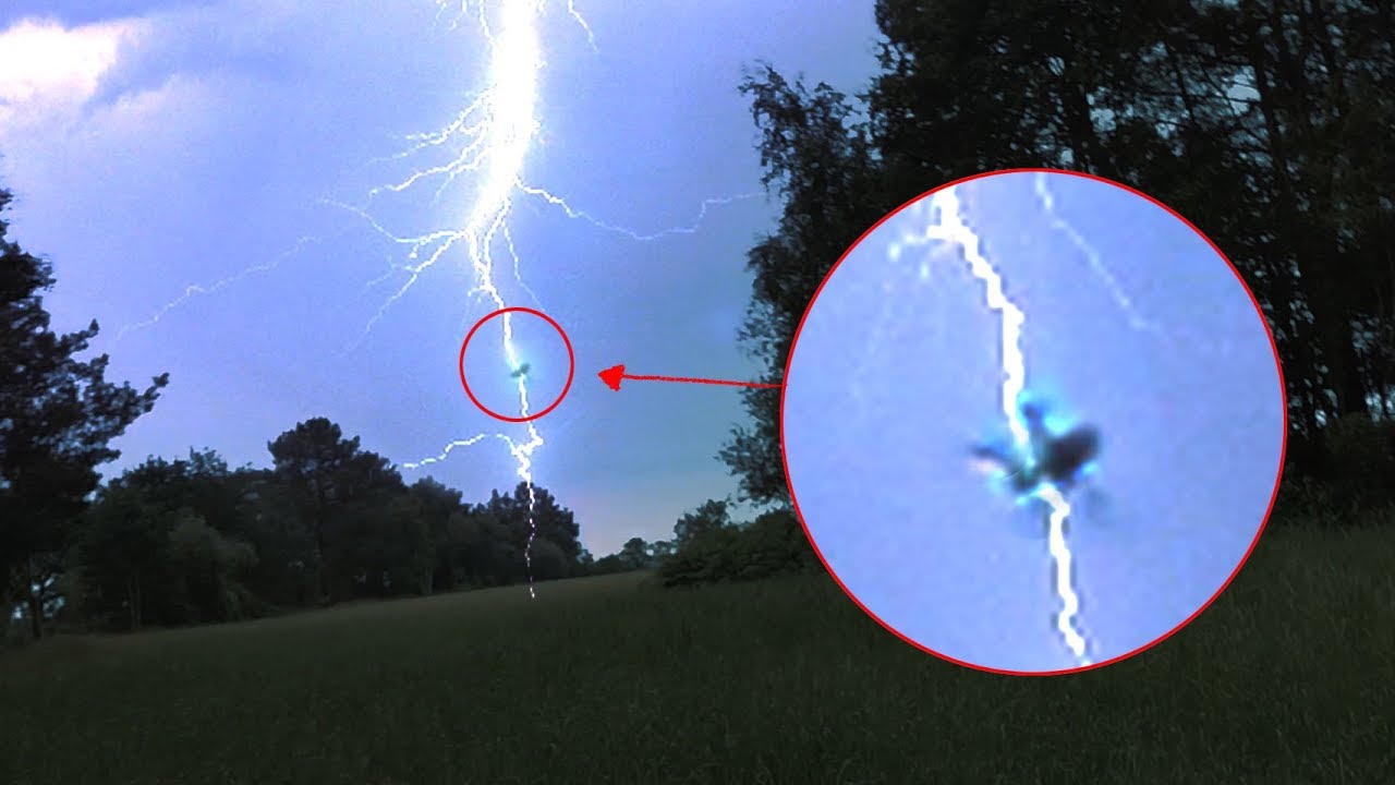 Amazing drone footage struck by lightning !!! ( Coffin racer )