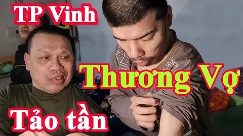 Người phụ nữ mua bán đồng nát ve chai nuôi chồng và con bệnh tật tại TP Vinh .Thật đáng thương !