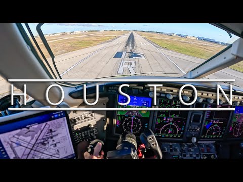 Landing at Houston Hobby | Challenger 350