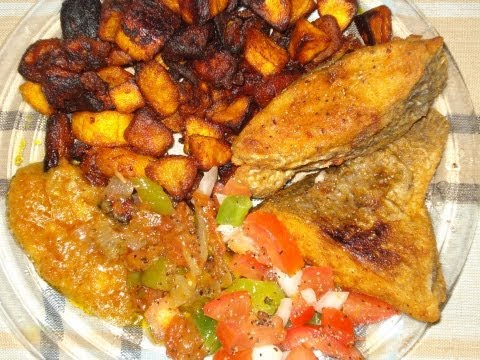 Recette d'Olivia: l'alloco poisson | fried plantain - fried fish