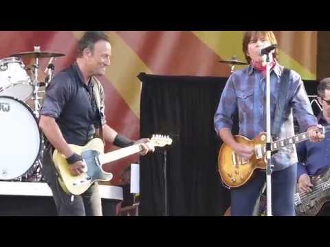 Bruce Springsteen, New Orelans Jazz Fest, May 3 2014, Green  River