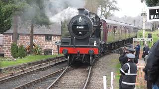 Engine 53808 arrives Hampton Loade Station