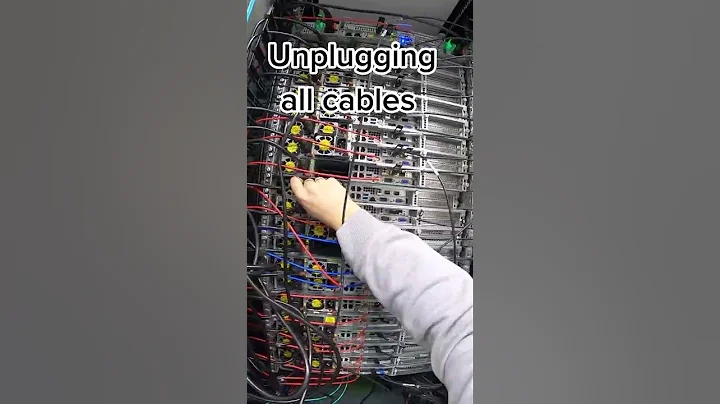 Upgrading to 128GB RAM! #shorts #fyp #datacenter #RAM #10g #DATA