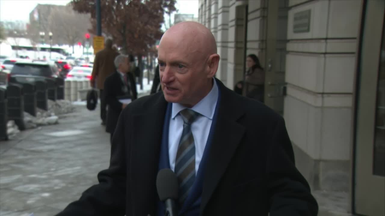 Mark Kelly speaks after court hearing over dispute with Pete Hegseth