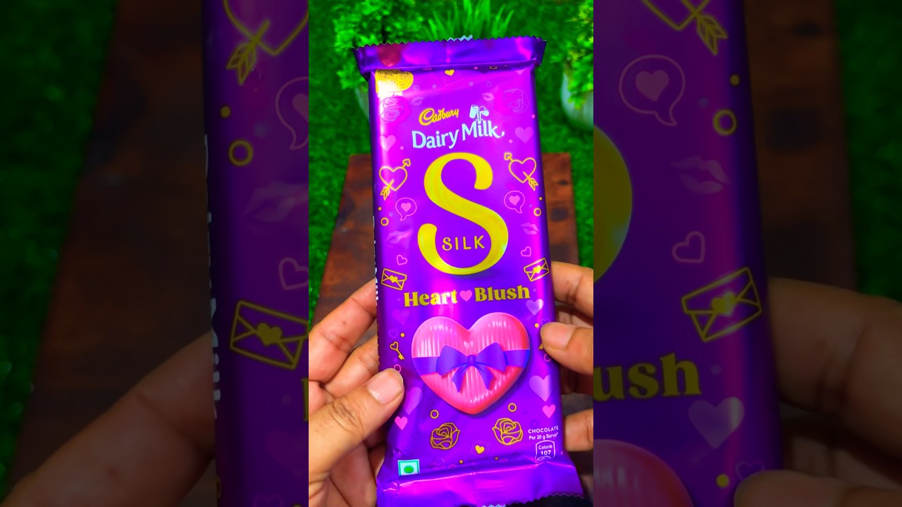 Cadbury Dairy Milk Silk Heart 💓 Blush Rs.180/-