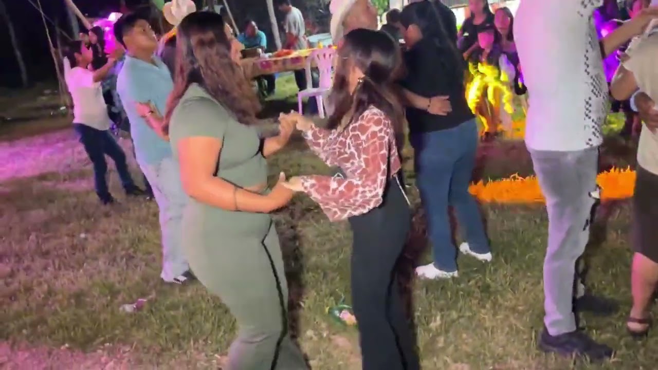 Calixto Mendez en vivo desde cuatecometl chic ver #huastecaveracruzana #huastecahidalguense #music 