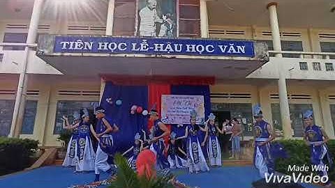 Tiết mục: "Hào khí Việt Nam" biểu diễn bởi lớp 9A trường THCS Nguyễn Trãi