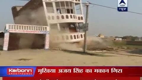 Watch 3 storey building collapse in Bihar, nobody injured