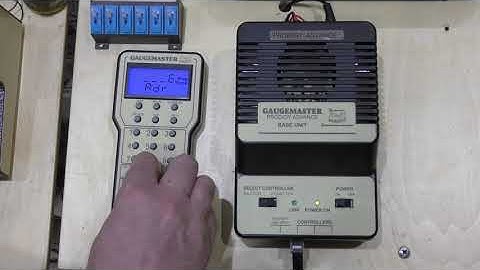 Programming a number into a locomotive on a Gaugemaster Prodigy