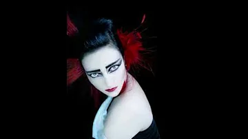 Siouxsie and the Banshees- Spellbound