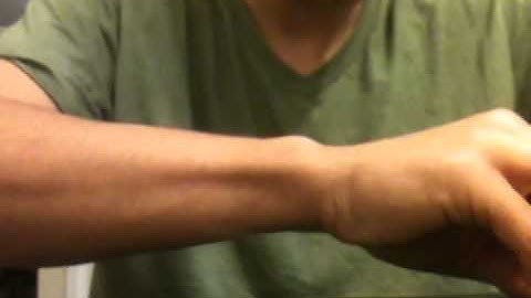 Unboxing Spyderco bug, honeybee, grasshopper