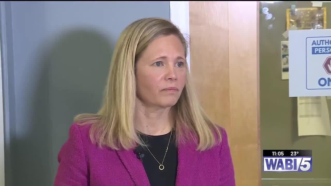 Hannah Pingree submits signatures to get on the ballot