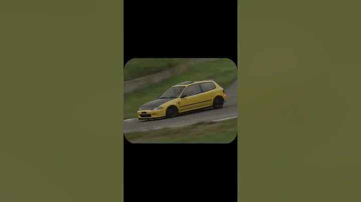 Civic Ek Type R and Civic Eg #automobile #cars #jdmlife90s #civic #jdm #hondacivic #jdmculture