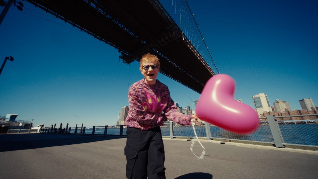 Ed Sheeran - Azizam (Pink Heart Video) Ed Sheeran - Azizam (Pink Heart Video)