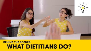 How a Dietitian know what to feed the patient.