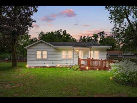 306 E Indiana Street, New Buffalo, MI home video tour