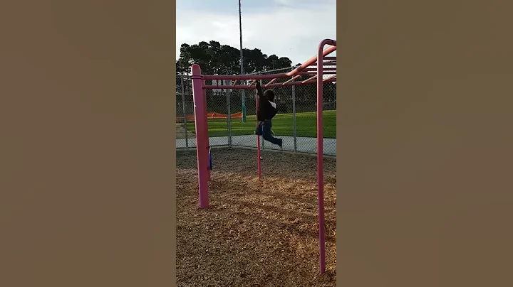 Lil' Man at the Bars