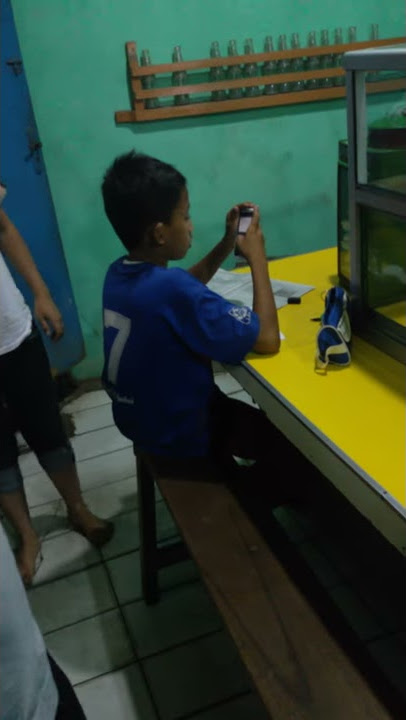Ringtone anak ini 'sakitnya tuh disini'