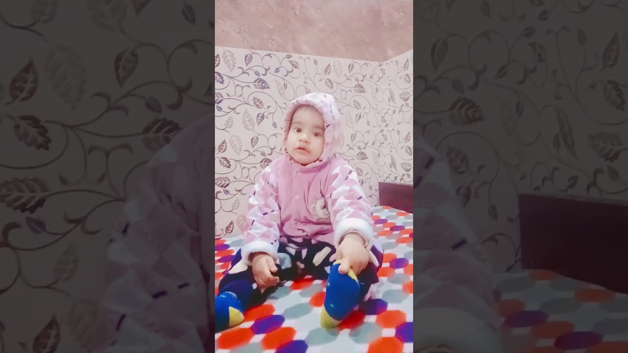 so cute 🍼🐥😋😘😀