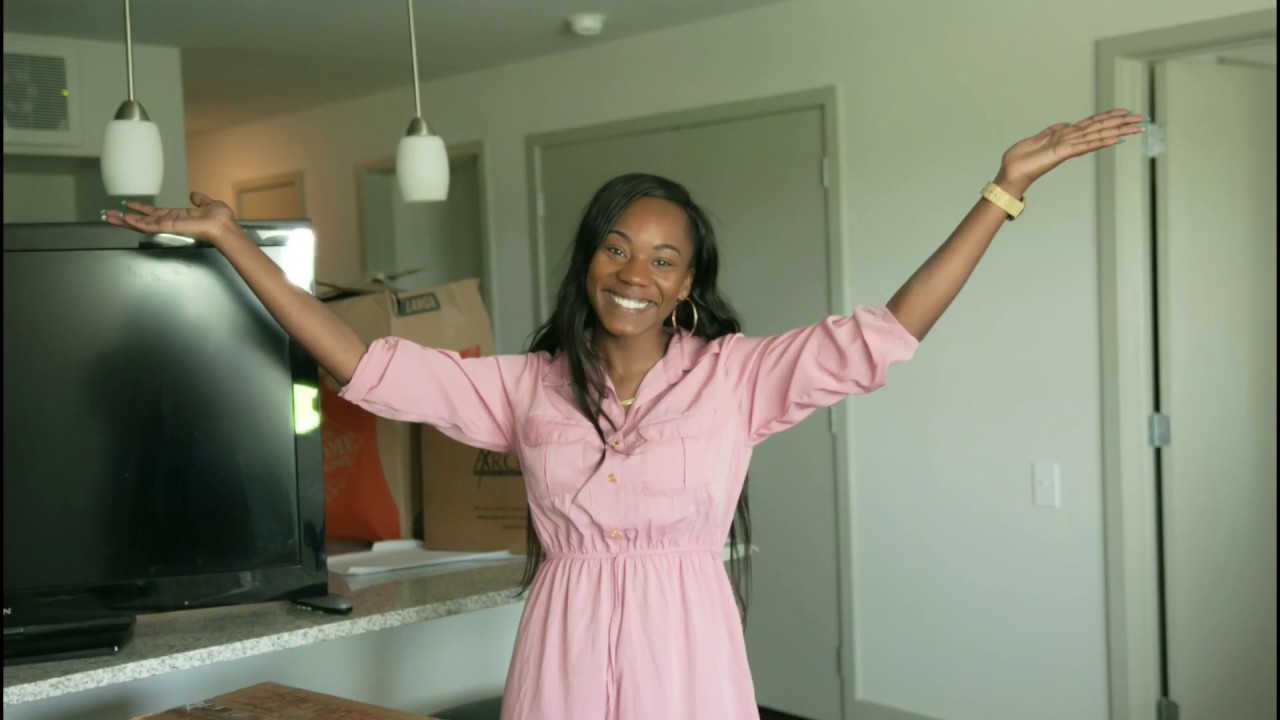 Families move into Buckner Family Pathways in Houston - YouTube