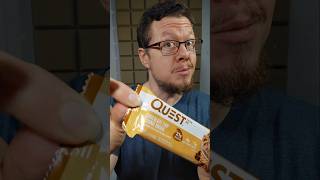 Quest Chocolate Chip Cookie Dough Protein Bar - Quick Honest Food Review #questprotein #proteinbar