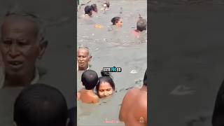 The Ganges River: between the sacred and the polluted #curiosities #funfacts #india #ganges