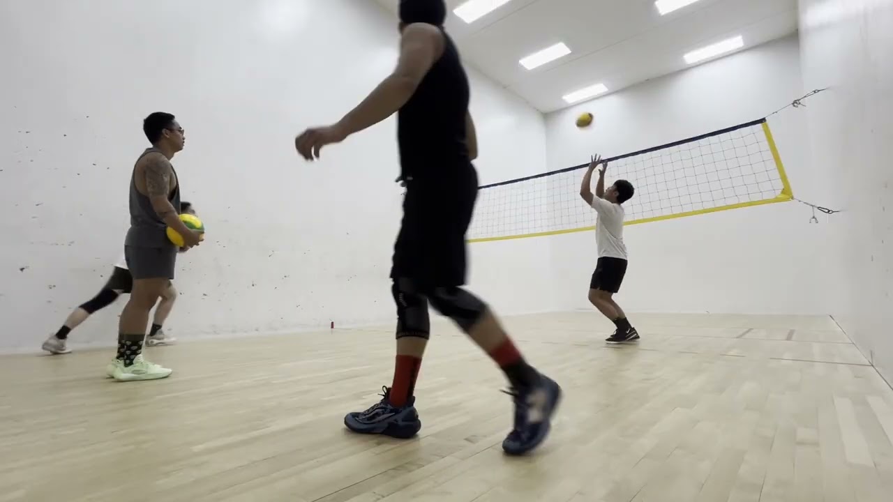 Walleyball Warm ups