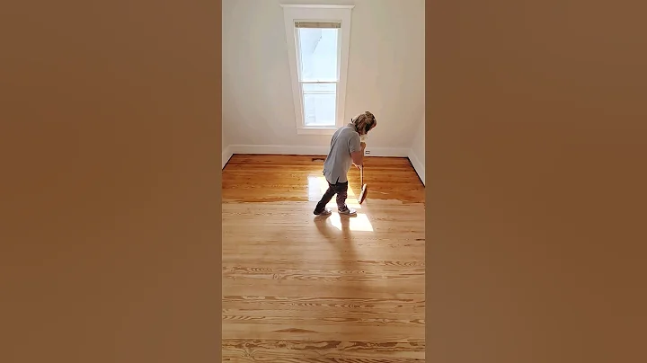 Best way to apply floor finish? #polyurethane #hardwoodfloors