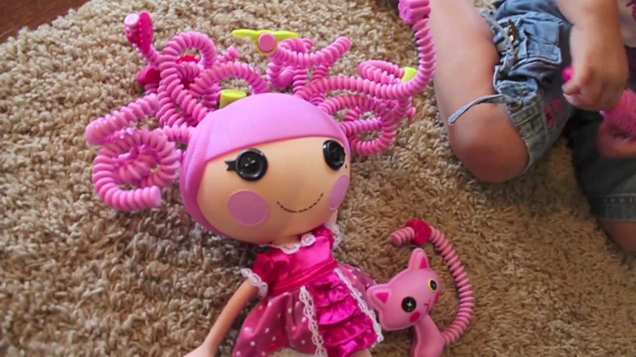 Lalaloopsy Silly Hair Jewel Sparkles Video Review - The Toy Spy