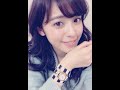 ヘーベルルームズCMの羽をつけた、かわいい女性は誰?