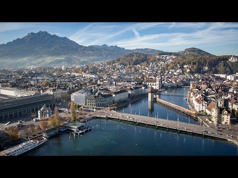 Video: Ako Sa Dostať Na Hudobný A Ohňostrojný Festival V Luzerne