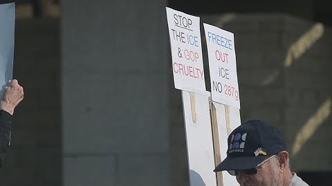 Protesters continue to demonstrate outside ICE career fair in Arlington