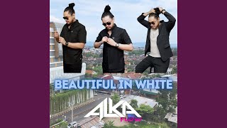 Download Lagu Beautiful in White Download Lagu Beautiful in White
