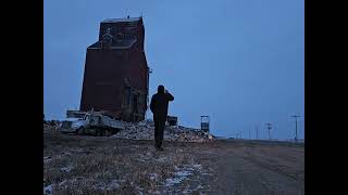 Dysart, Saskatchewan  Grain Elevator  ( lawn chair Video) Demolition  Day 2(LAST night on Earth) by Saskatchewan Grain Elevators 87 views 1 month ago 41 minutes