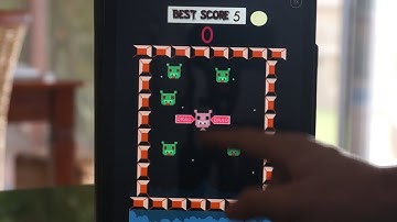 More Challenging & Frustrating Than Flappy Bird?! The Walking Pig App Review