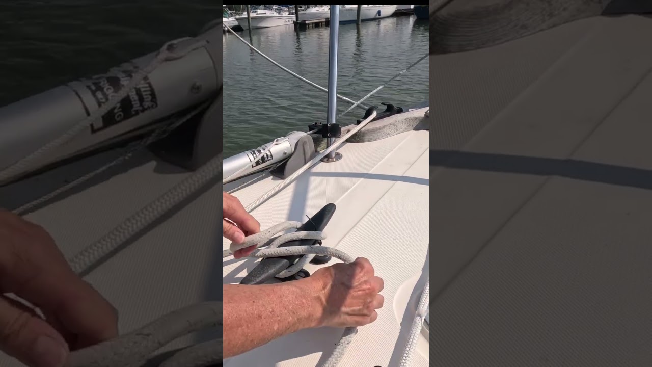 How to tie a Cleat hitch