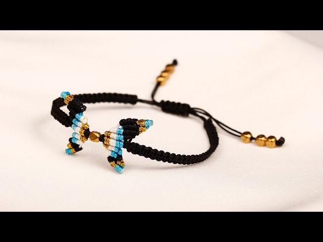 How to Make a King Cobra Friendship Bracelet with Lanyard - Howcast