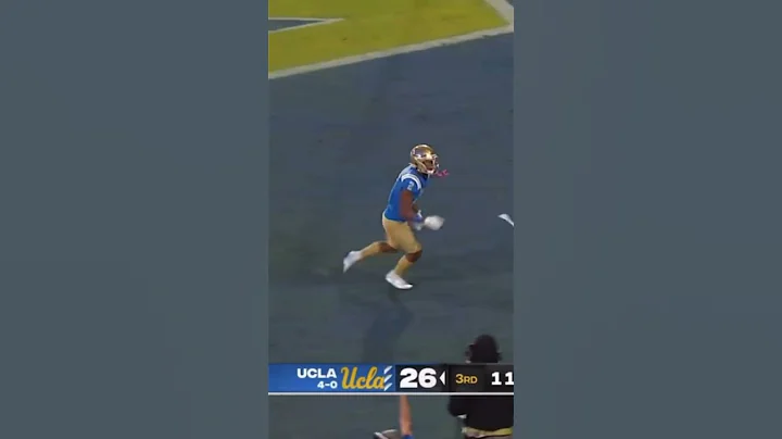 Dorian Thompson Robertson  with the jukes