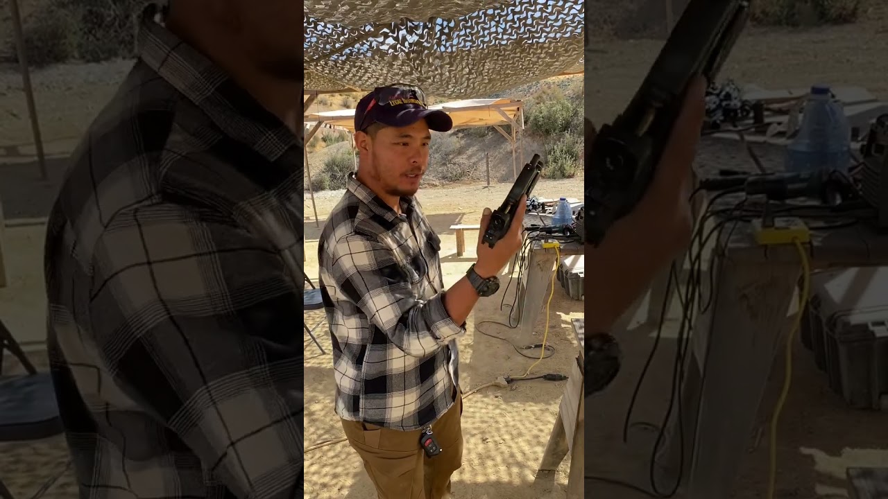 Clear pistol malfunction one handed