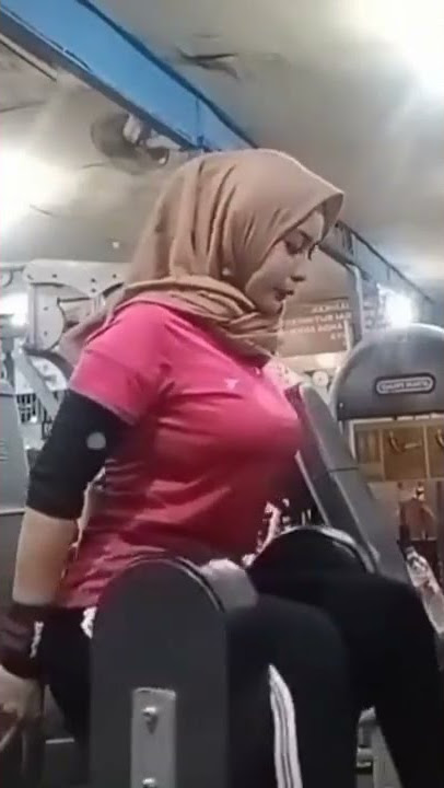 Hijab Cantik Tiktok Gunung Gede Lagi Ngejim