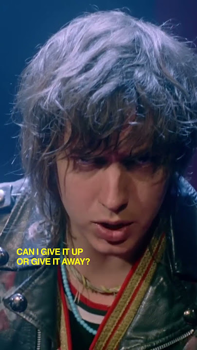 Download lagu Instant Crush featuring Julian Casablancas, Inc in RAM 10th Anniversary Edition, Out Now