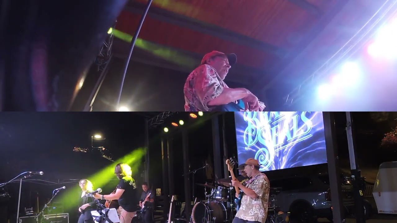 BRADY SEALS LIVE LONDON, KY 9/8/2023 Different Kinda Blue Collar