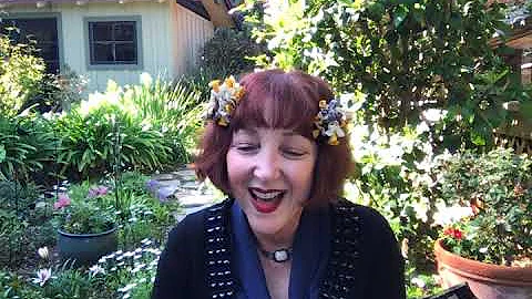 Janet Klein sings and plays her ukulele