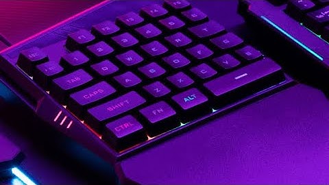 Playing CODm on keyboard and mouse be like