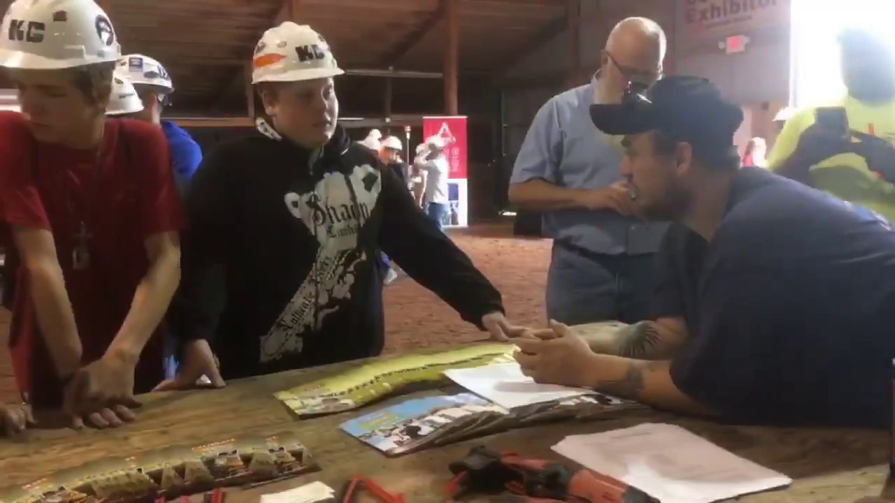 High Schoolers Look for Jobs in Building Trades at Kentucky Career Days