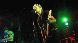 Sum 41 - Master Of Puppets (Metallica Cover)